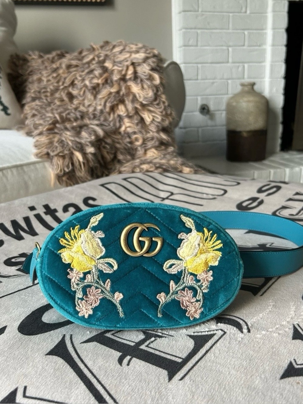 GUCCI Teal Velvet Floral GG Marmont Belt Bag 
EXCELLENT Condition